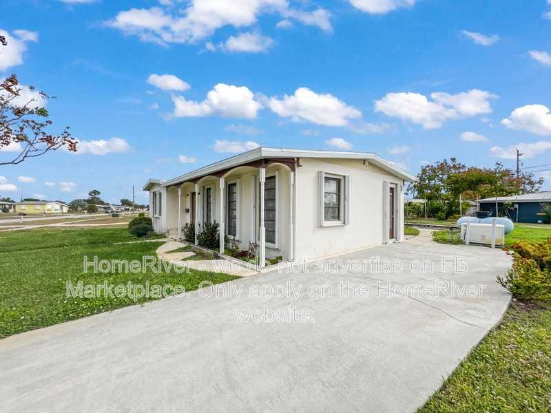 22163 Lasalle Rd - Photo 3 of 21