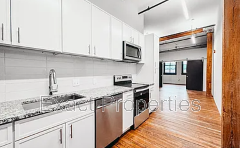 800 Broadway Blvd - Photo 6 of 9