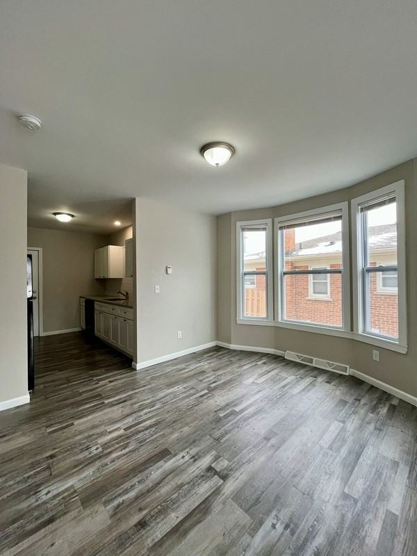 13128 Balsam St - Photo 6 of 15