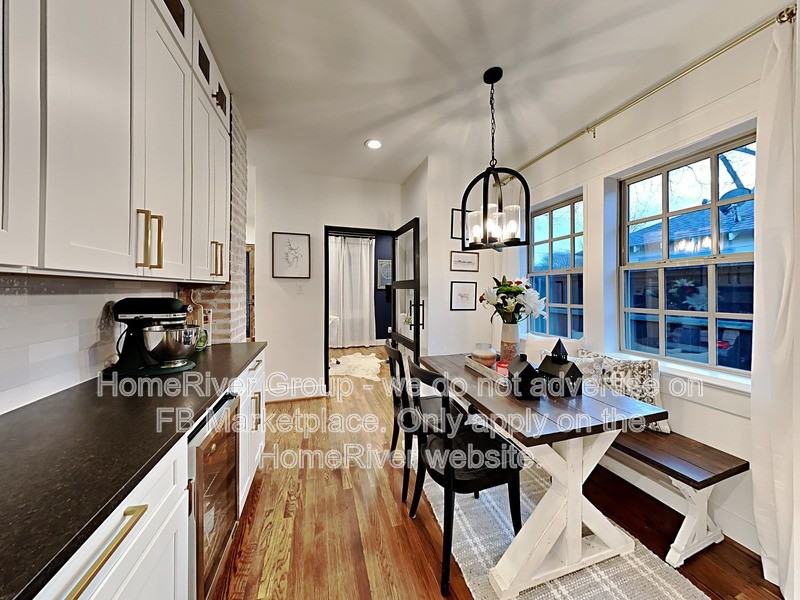 5346 Vanderbilt Ave - Photo 6 of 29