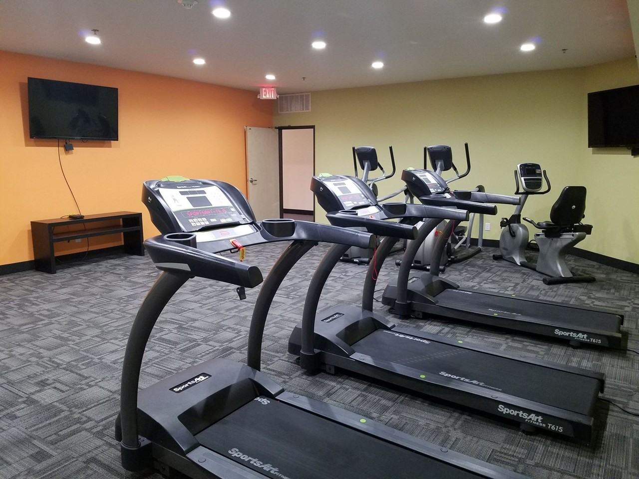 17088 Adelmann St SE - Photo 6 of 50