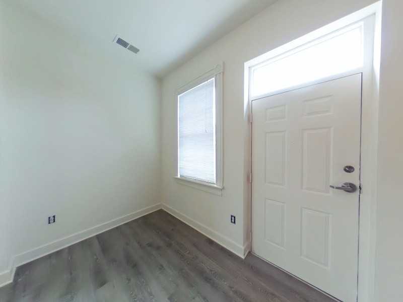 301 Goshen St #2D - Photo 4 of 5