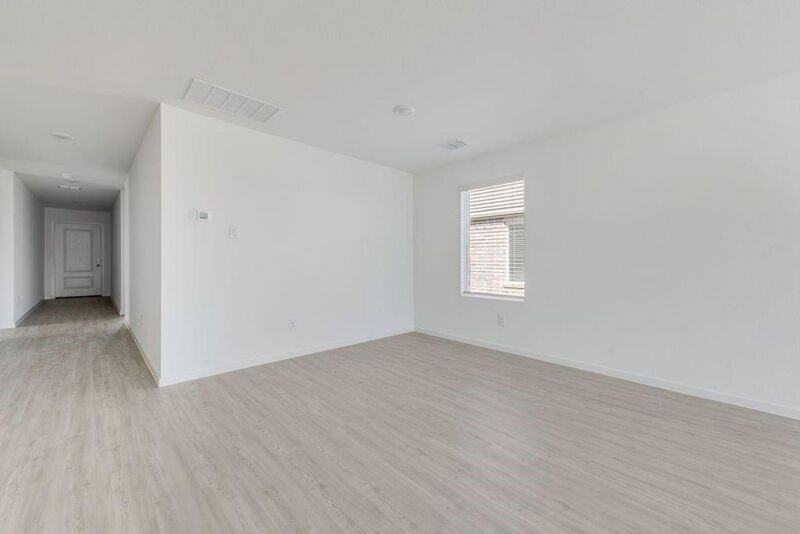 1937 Ventasso Blvd - Photo 5 of 24