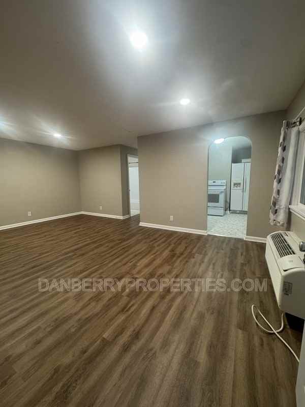 220 N Main St - Photo 2 of 7