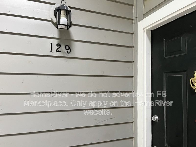 129 Warm Springs Cir - Photo 4 of 28