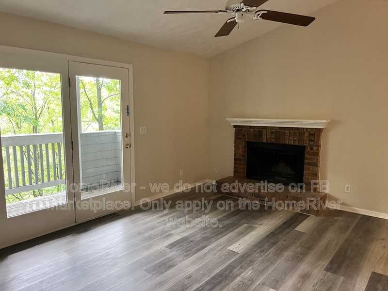 129 Warm Springs Cir - Photo 5 of 28