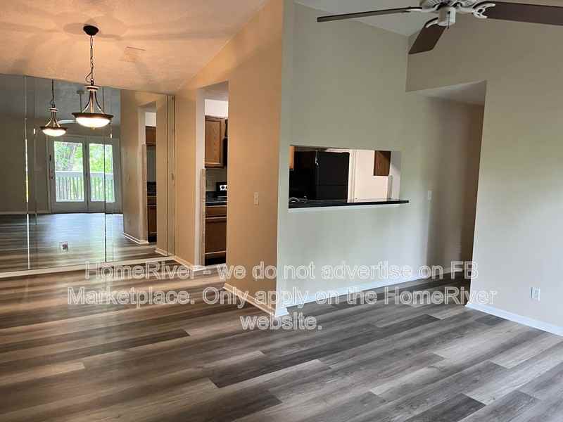 129 Warm Springs Cir - Photo 6 of 28