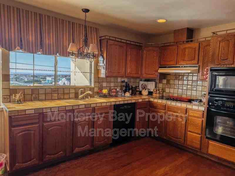 1976 Grandview St - Photo 2 of 15