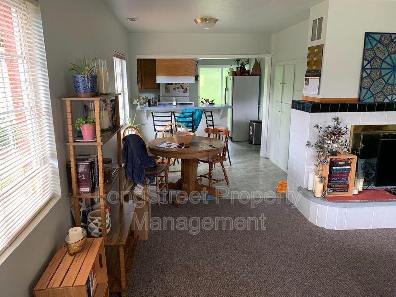 1012 Nw 34th St - Photo 6 of 21