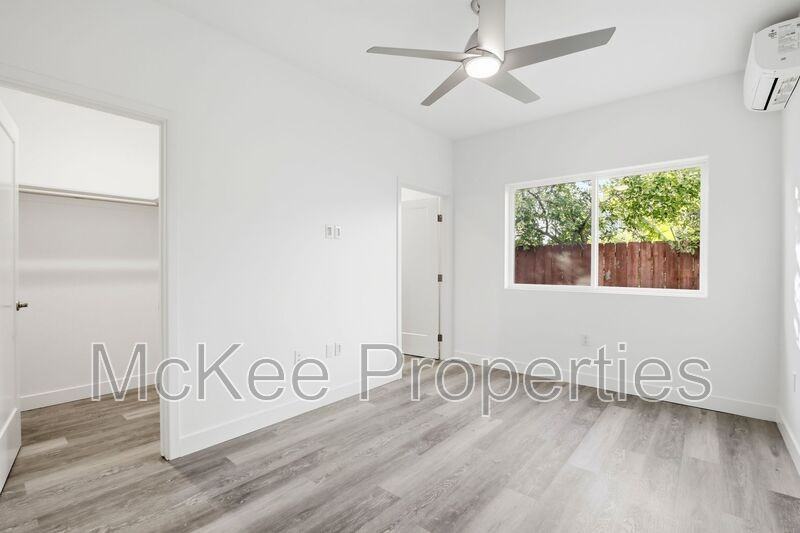 6174 Dorothy Dr - Photo 6 of 20