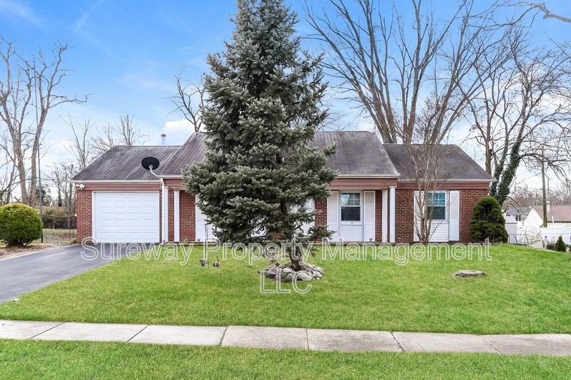 7 Ebbtide Ln - Photo 2 of 19