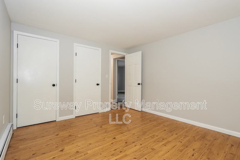 408 Rosewood Ave - Photo 7 of 15