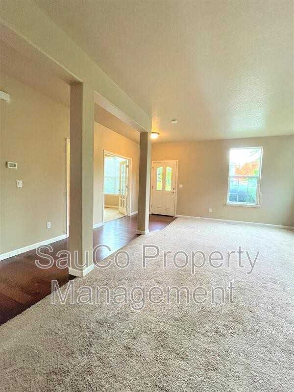 3762 Se Oakleaf St - Photo 4 of 37