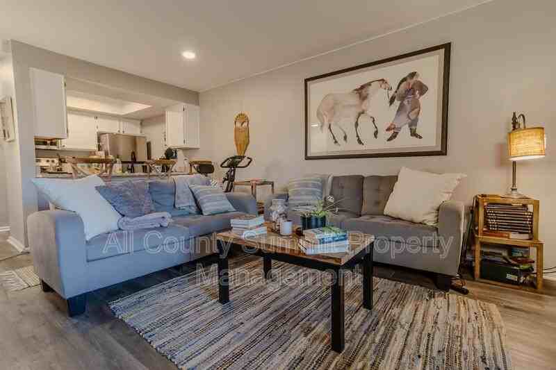 16103 E Alaska Pl #11 - Photo 4 of 10