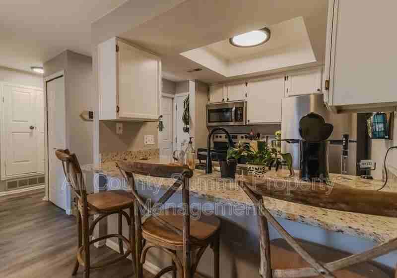 16103 E Alaska Pl #11 - Photo 6 of 10