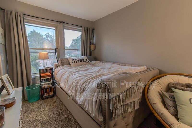 16103 E Alaska Pl #11 - Photo 7 of 10