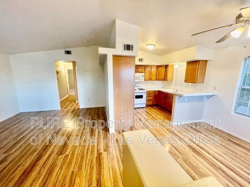 520 Arrowhead Trl #221 - Photo 2 of 29