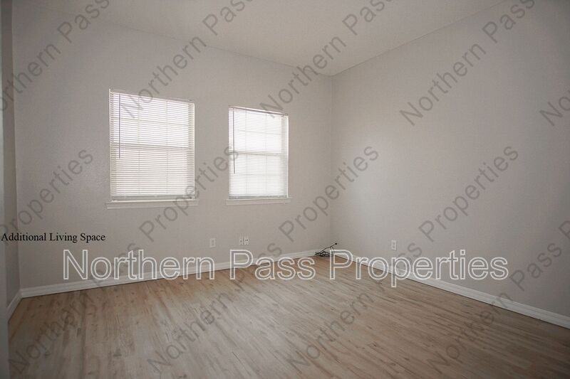 1532 Century Plant Dr - Photo 4 of 33