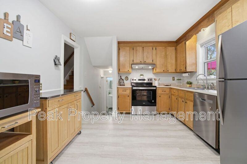 700 Brantley Rd - Photo 6 of 37