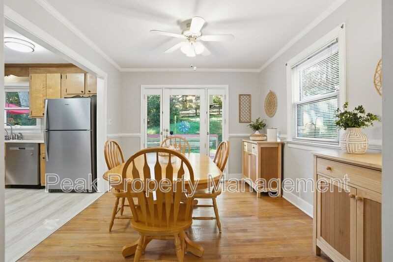 700 Brantley Rd - Photo 7 of 37