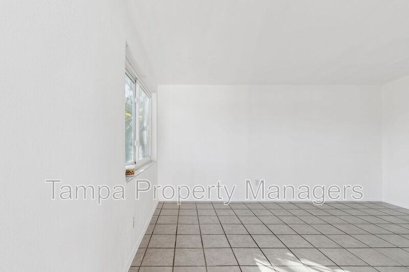 5801 Emerson Ave S - Photo 5 of 46