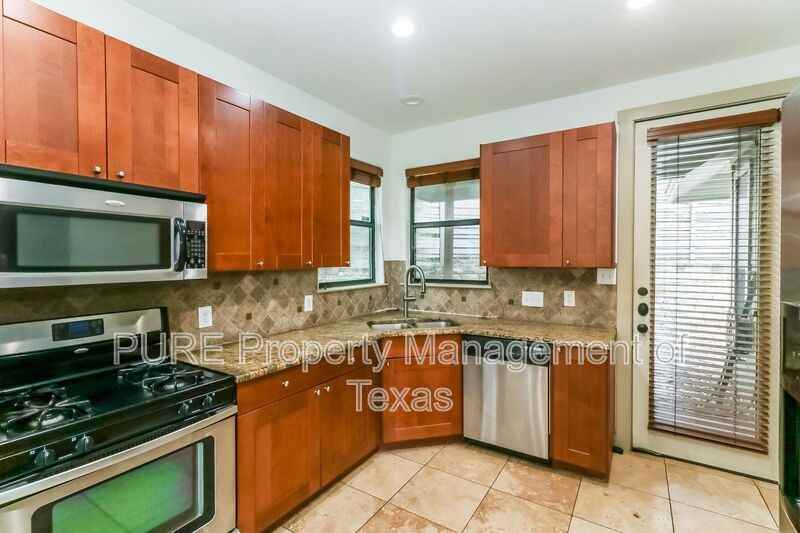 1212 Woodland Ave #A - Photo 7 of 21