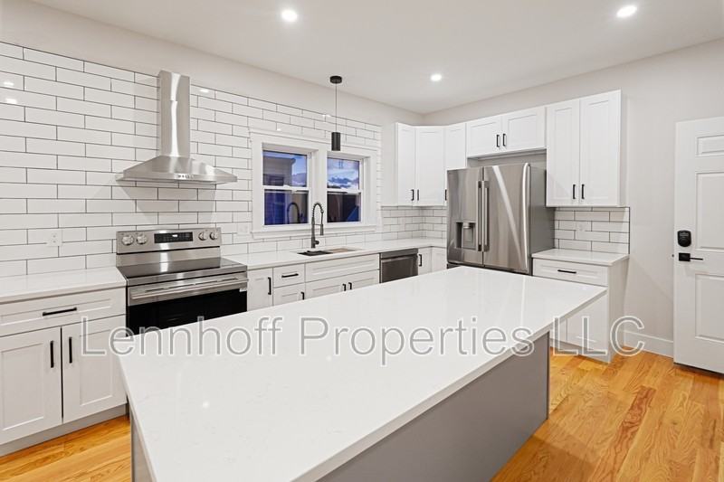 28 Clark St - Photo 3 of 15