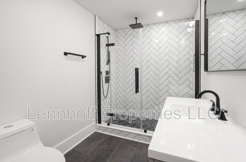 28 Clark St - Photo 5 of 15