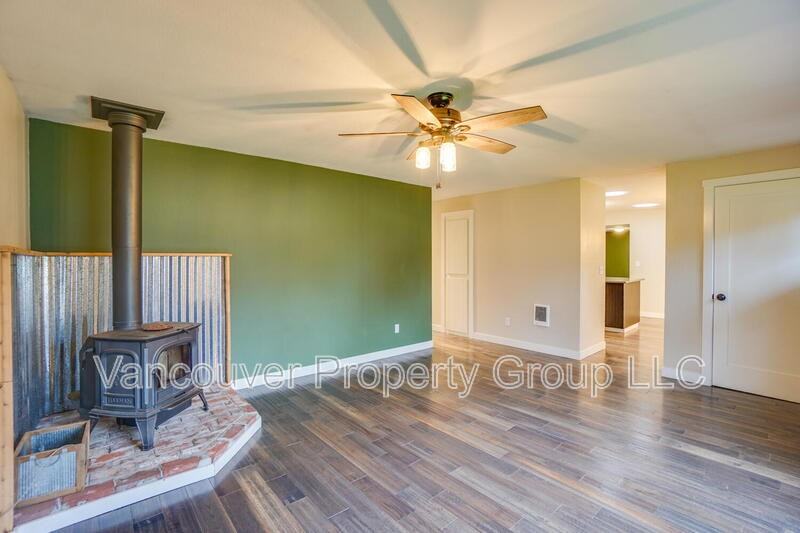 12509 Ne 35th St - Photo 6 of 30