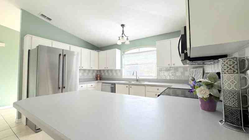 1467 Bay Grove Dr - Photo 5 of 22