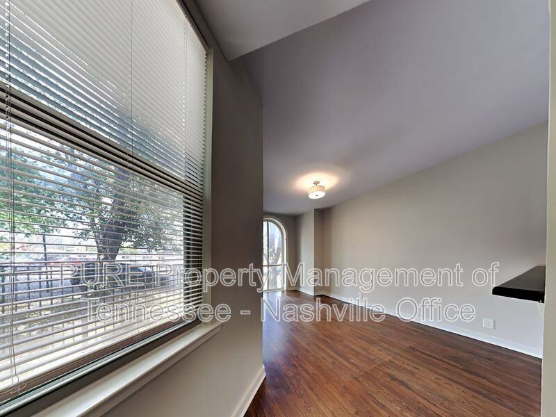 429 Humphreys St #5 - Photo 2 of 29