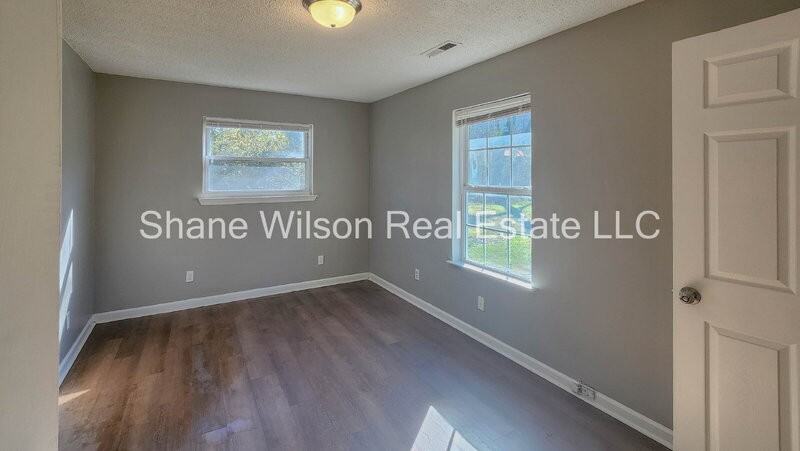 2118 N Chamberlain Ave - Photo 7 of 14