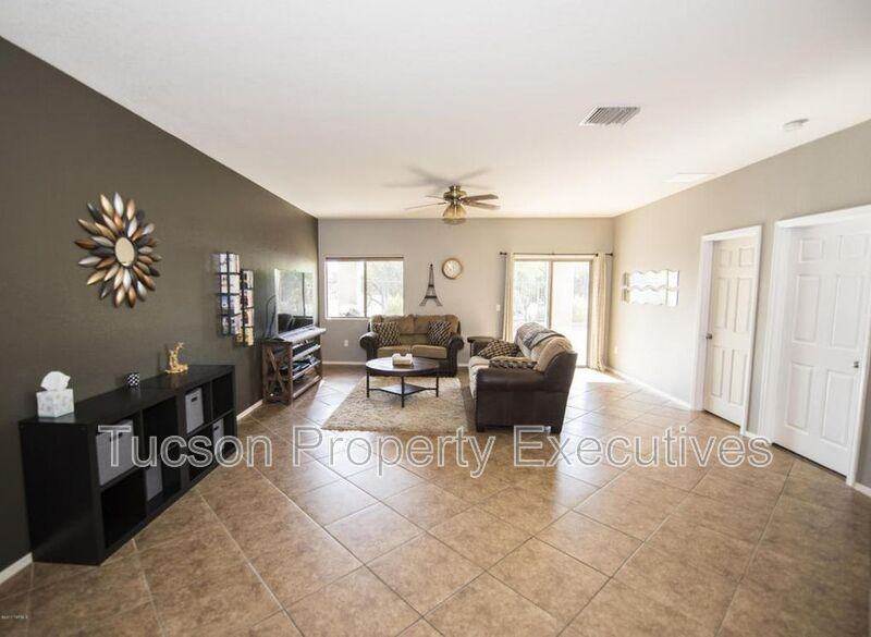 12700 N Rodeo Land Ave - Photo 4 of 12