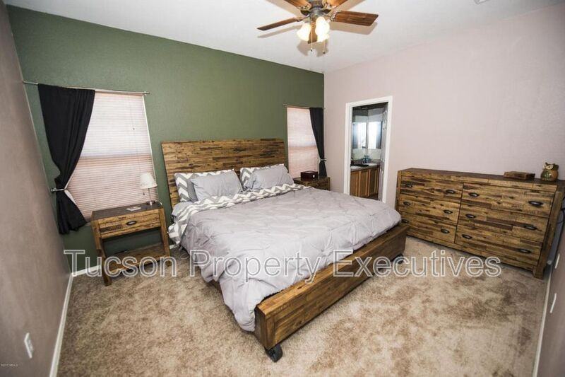 12700 N Rodeo Land Ave - Photo 6 of 12