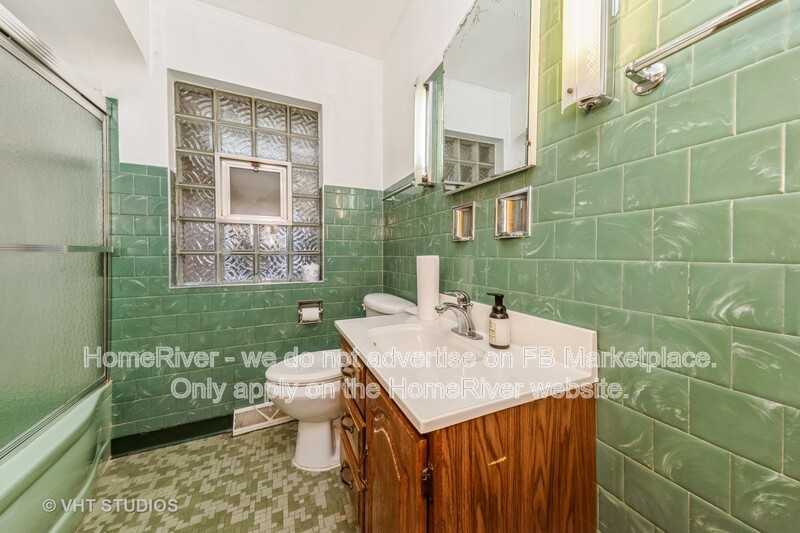 8135 S Albany Ave - Photo 6 of 25