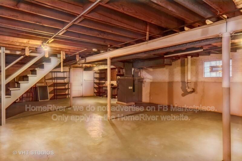 8135 S Albany Ave - Photo 5 of 25