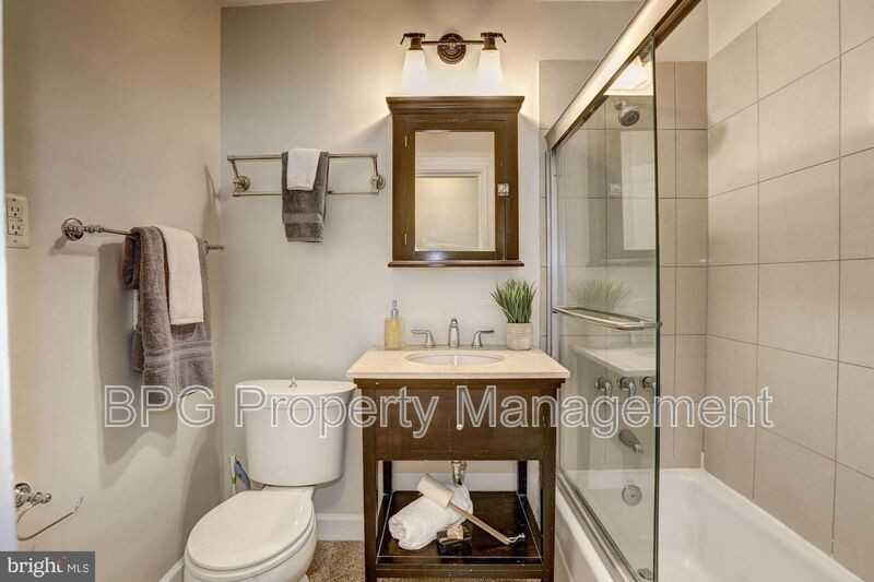 1618 S St Nw #4 - Photo 2 of 18