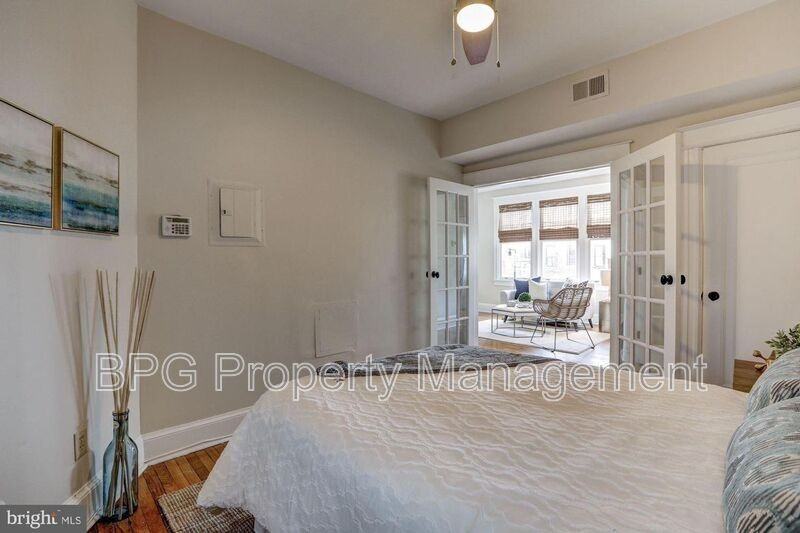 1618 S St Nw #4 - Photo 4 of 18