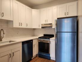 W Thome Ave & N Clark St - Photo 1 of 1