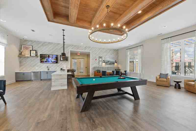 South and Twenty - Photo 4 of 46