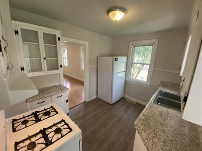 119 Gibson Street - Photo 7 of 31