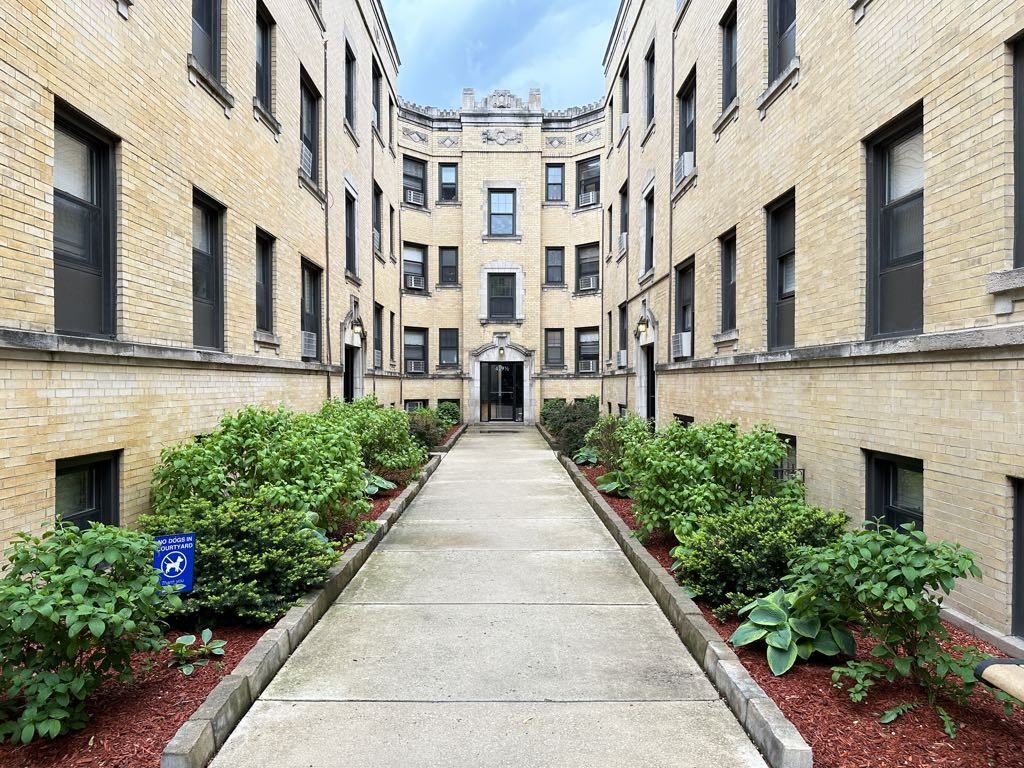 4295 W Belden Ave #B206