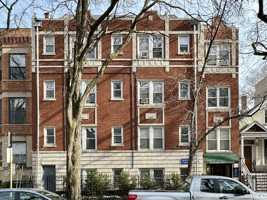 featured image of 2827 N Burling St #02