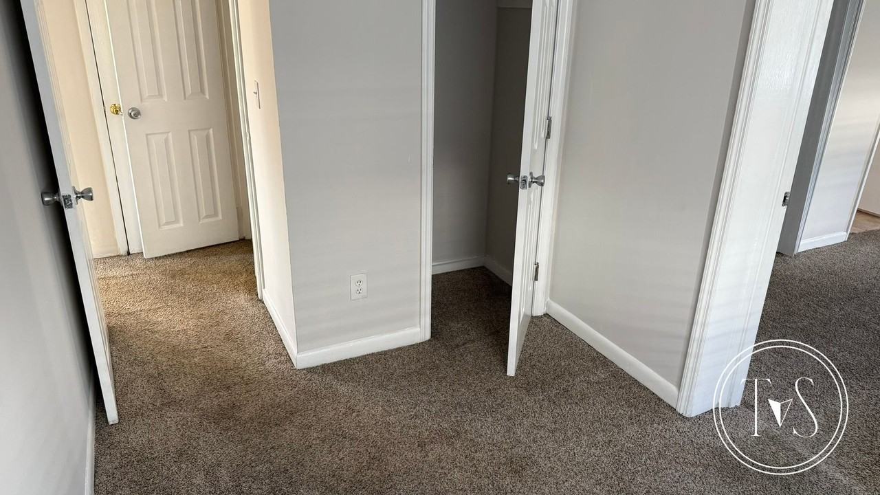 807 Bowden St - Photo 6 of 15