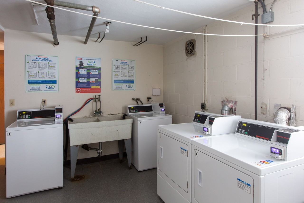 3508 Colfax Ave S - Photo 3 of 21