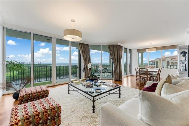 13627 Deering Bay Dr #1004