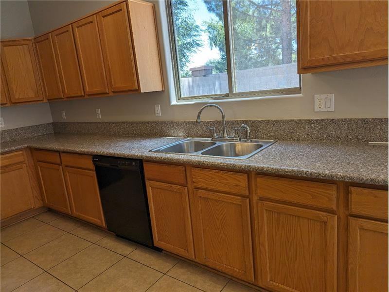 1209 S Roger Way - Photo 2 of 15