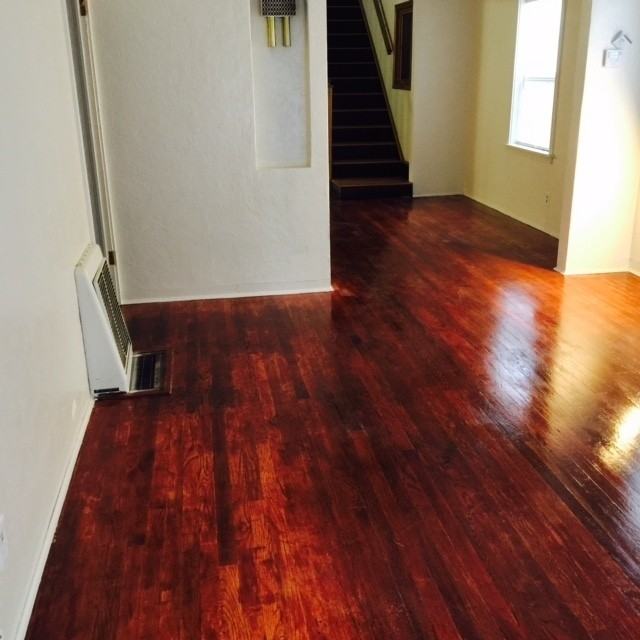 1222 Hobart St - Photo 4 of 27