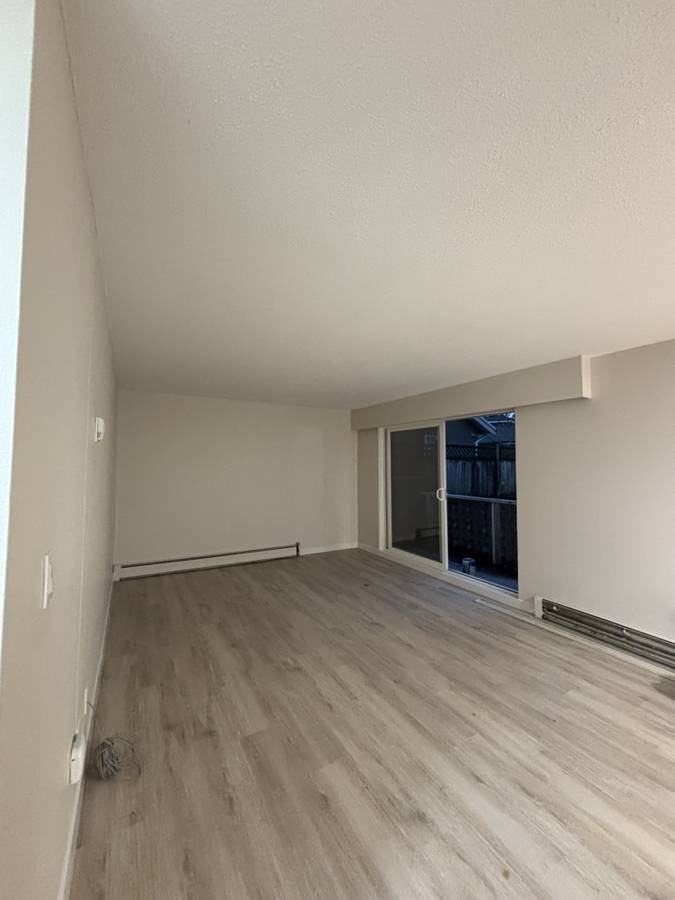 4777 55B Street #112 - Photo 5 of 13