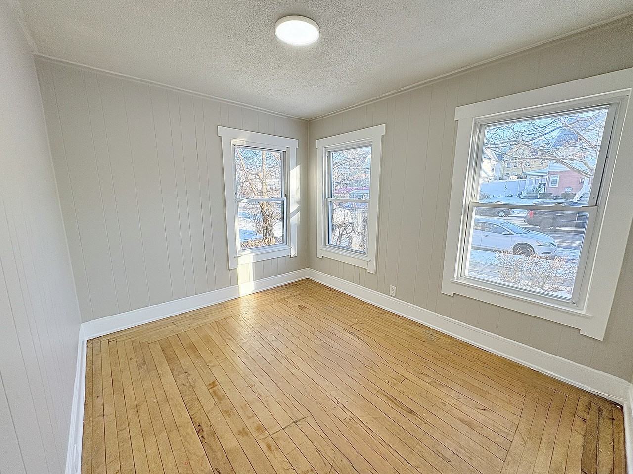 174 Fort Pleasant Avenue #1 - Photo 5 of 22